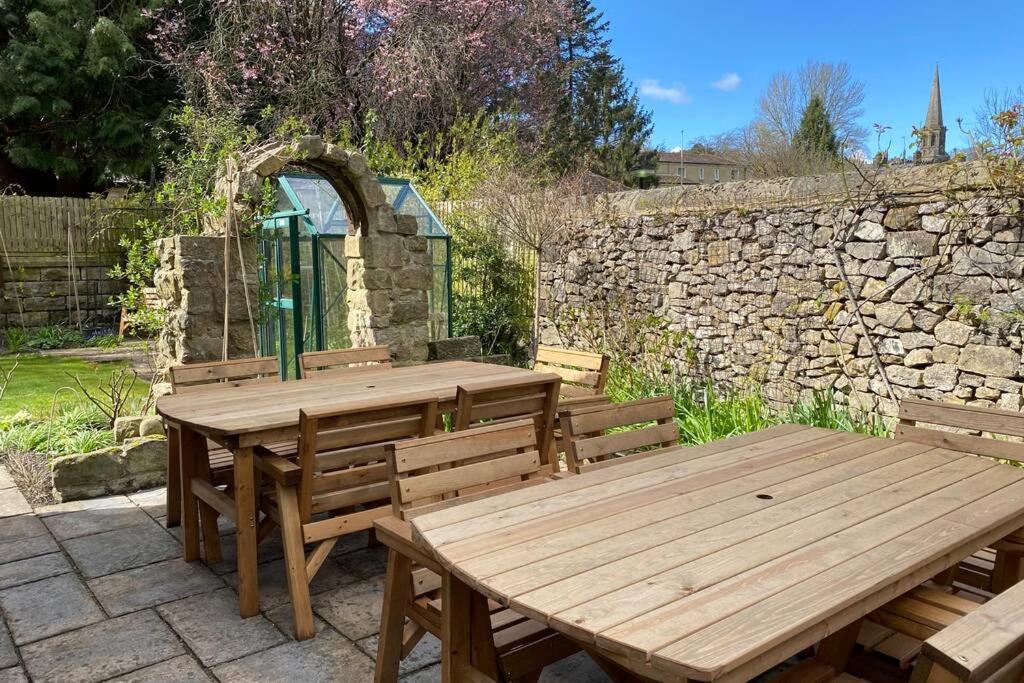 Lynwood - Victorian Home In The Peak District بيكويل المظهر الخارجي الصورة