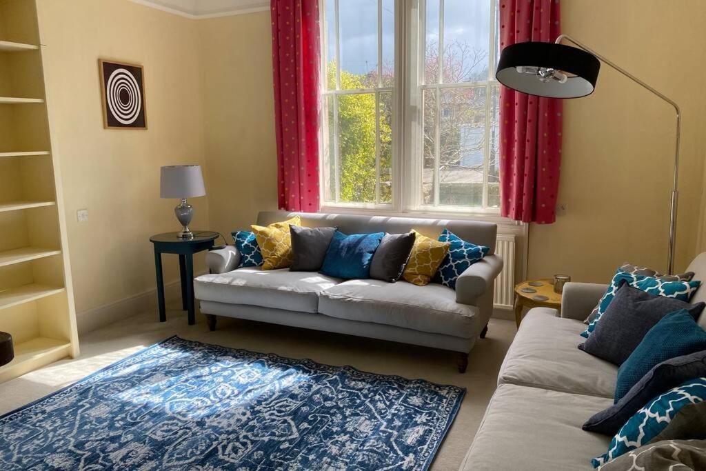 Lynwood - Victorian Home In The Peak District بيكويل المظهر الخارجي الصورة