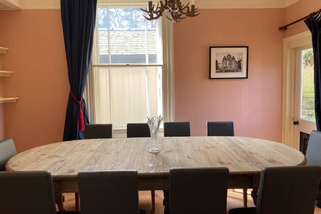 Lynwood - Victorian Home In The Peak District بيكويل المظهر الخارجي الصورة